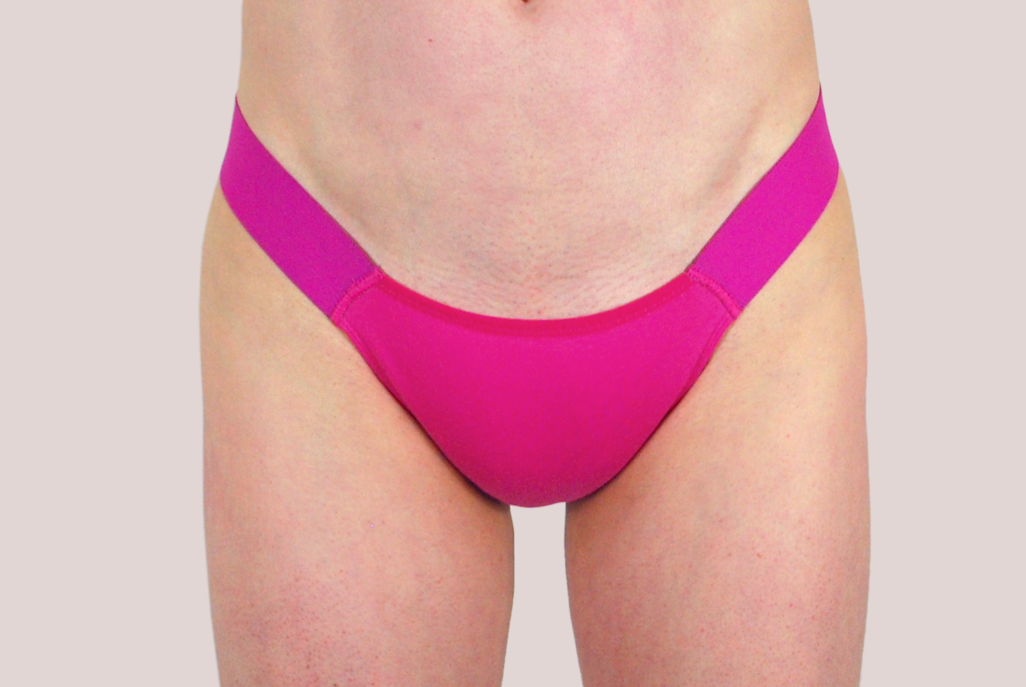 ESSENTIAL TUCK THONG / HOT PINK